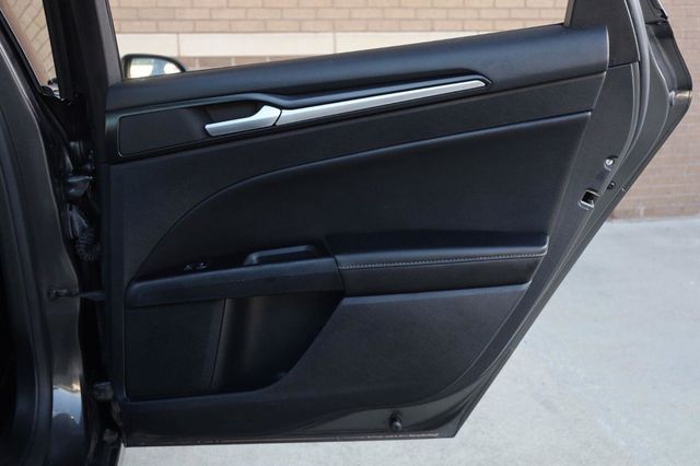 2020 Ford Fusion Titanium - 23062703 - 19