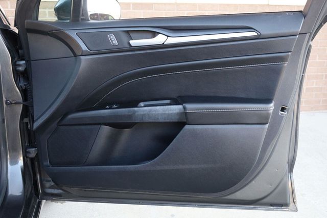 2020 Ford Fusion Titanium - 23062703 - 22