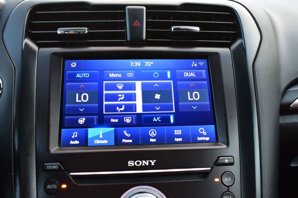 2020 Ford Fusion Titanium AWD - 22865998 - 37