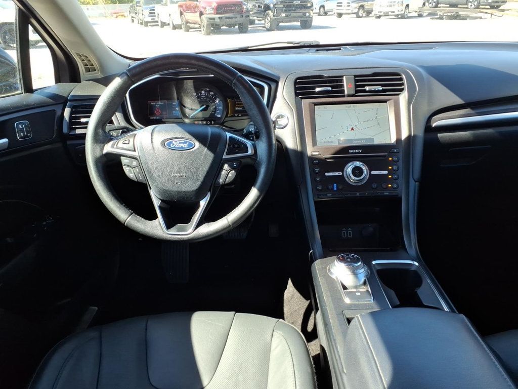 Ford Fusion photo 14