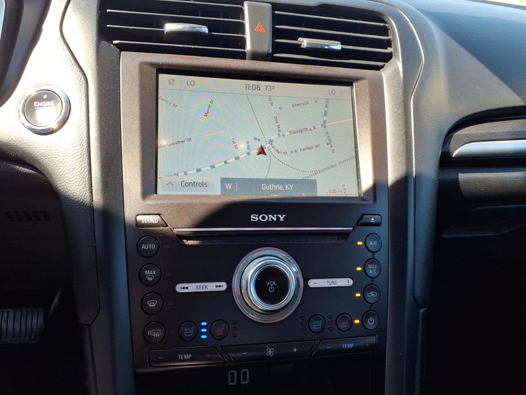 Ford Fusion photo 9