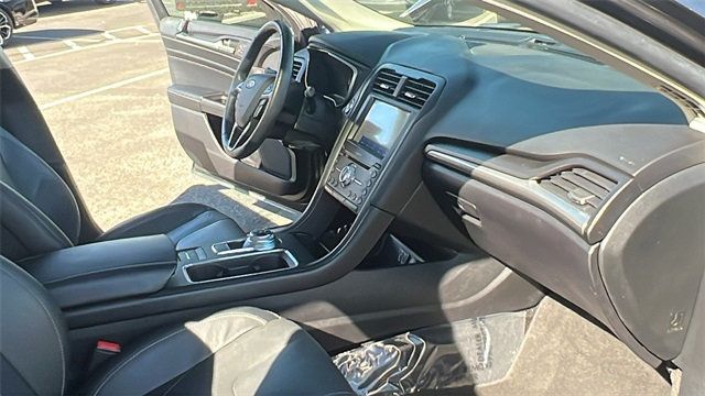 2020 Ford Fusion Energi Titanium - 22923476 - 13