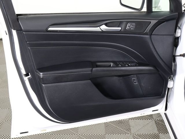 2020 Ford Fusion Energi Titanium - 22958930 - 22