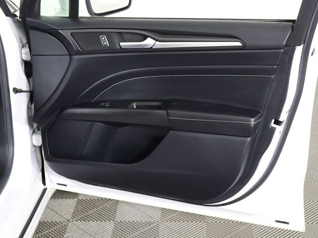 2020 Ford Fusion Energi Titanium - 22958930 - 23