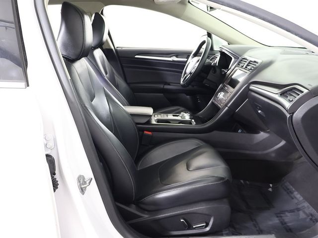 2020 Ford Fusion Energi Titanium - 22958930 - 29