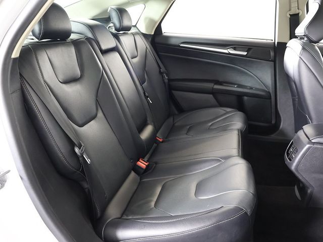 2020 Ford Fusion Energi Titanium - 22958930 - 35