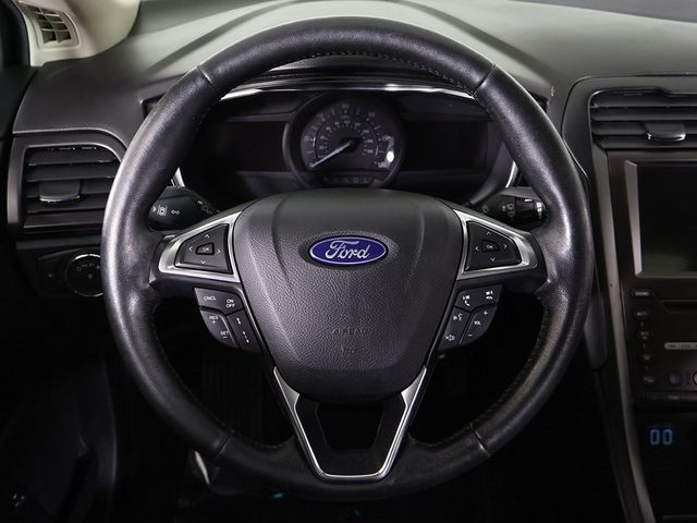 2020 Ford Fusion Energi Titanium - 22958930 - 41