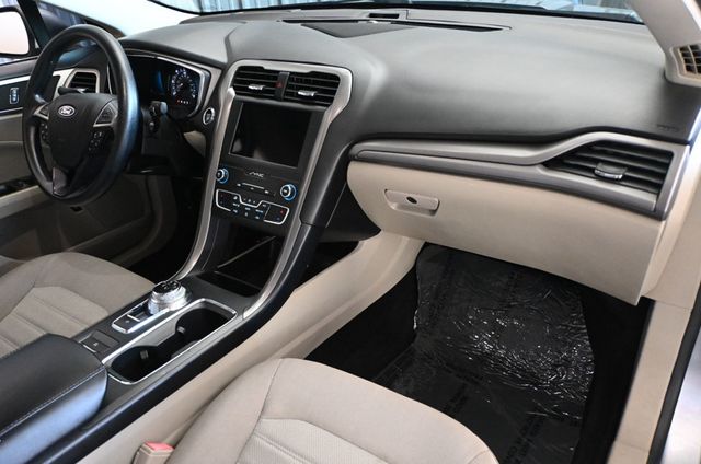 2020 Ford Fusion Hybrid SE FWD - 23060461 - 11