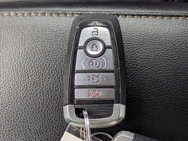 2020 Ford Fusion Hybrid SEL FWD - 22953906 - 29