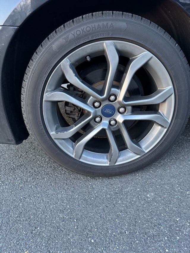 2020 Ford Fusion Hybrid Titanium FWD - 22955389 - 11