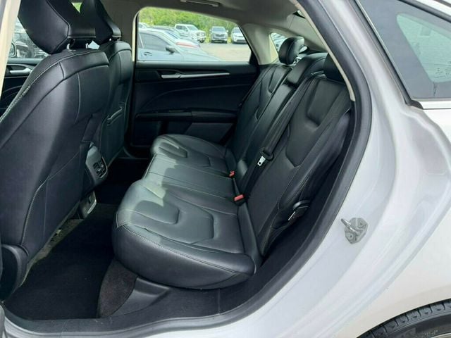 2020 Ford Fusion Hybrid Titanium FWD - 23023018 - 18