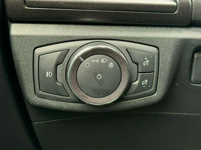 2020 Ford Fusion Hybrid Titanium FWD - 23023018 - 32
