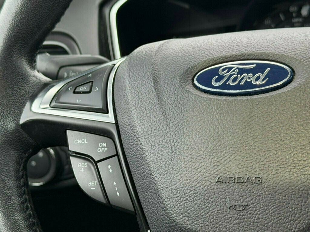 2020 Ford Fusion Hybrid Titanium FWD - 23023018 - 35
