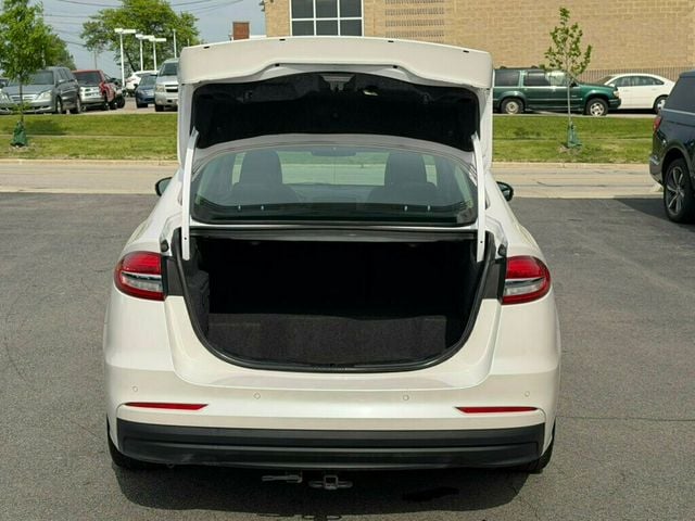 2020 Ford Fusion Hybrid Titanium FWD - 23023018 - 38