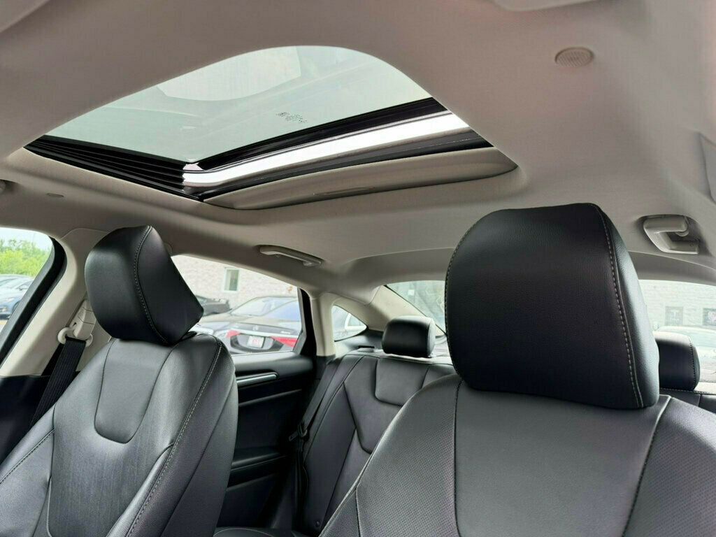 2020 Ford Fusion Hybrid Titanium FWD - 23023018 - 4