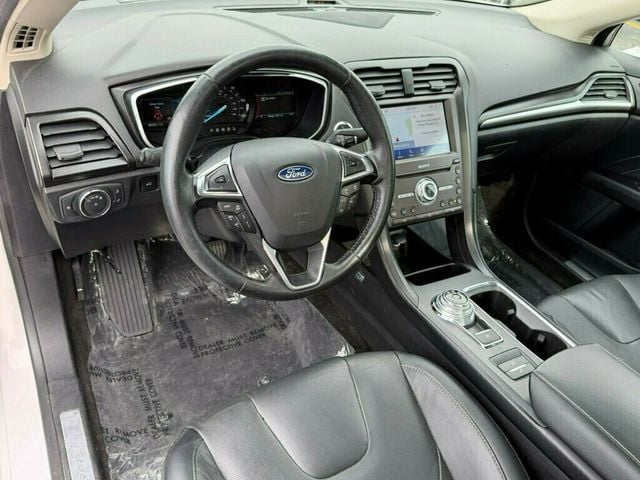 2020 Ford Fusion Hybrid Titanium FWD - 23023018 - 8