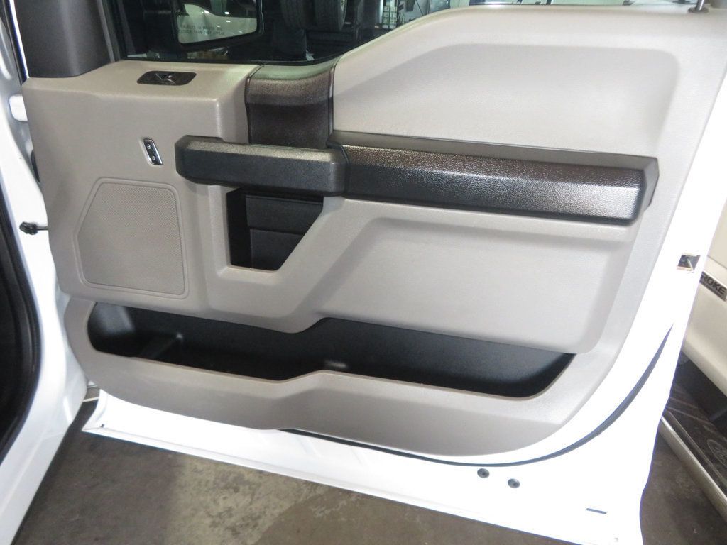 2020 Ford F-150 STX photo 28