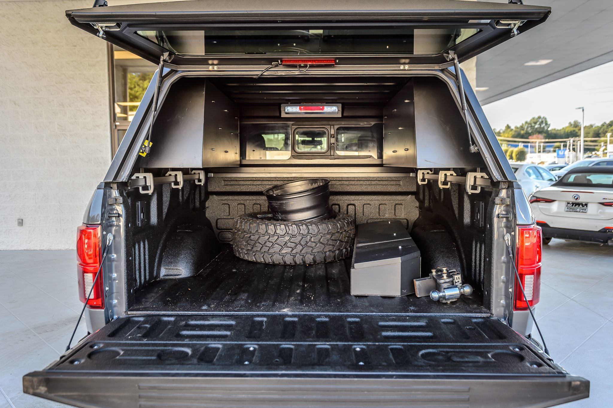 2020 Ford F-150 Lariat photo 10