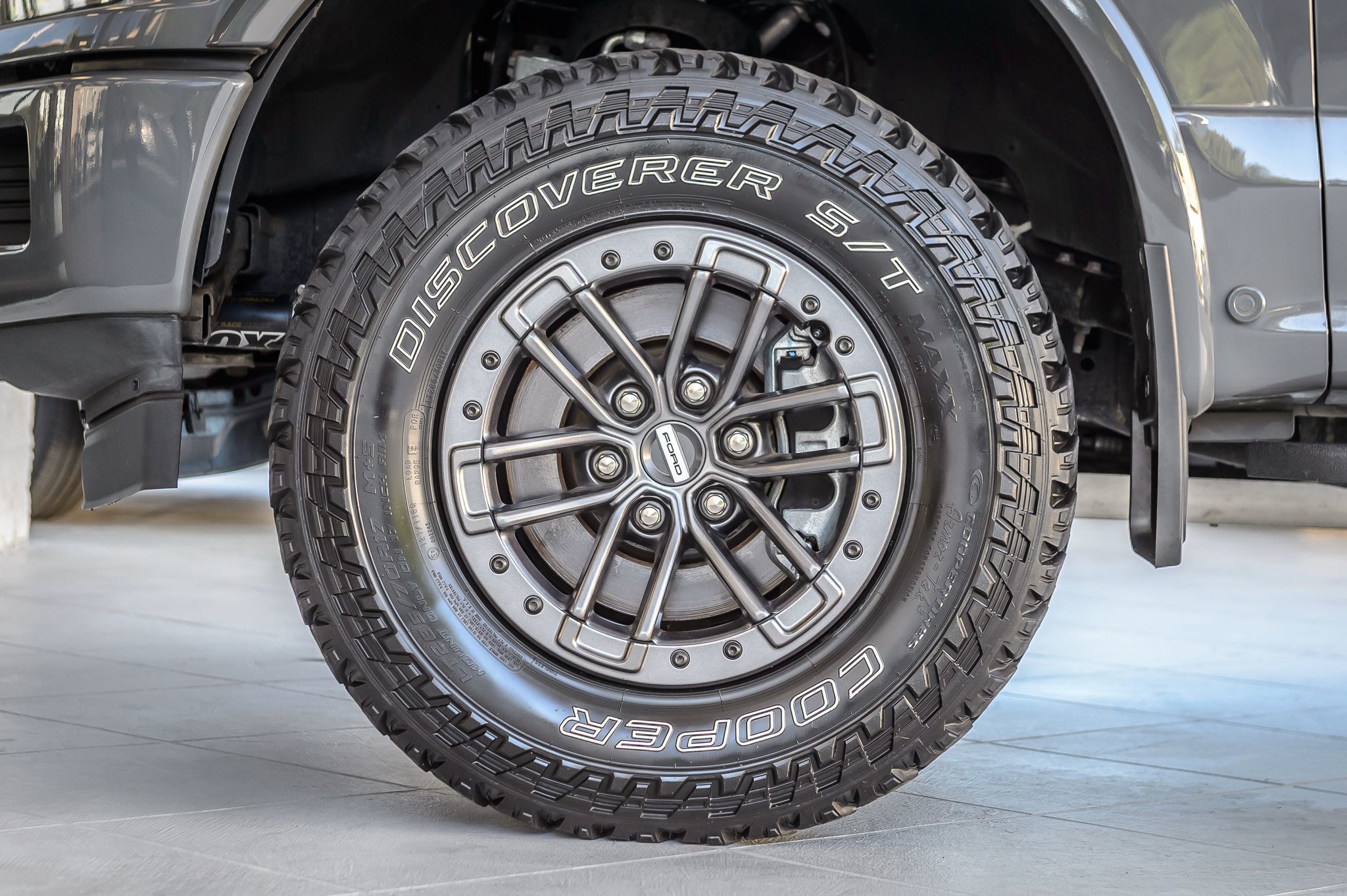 2020 Ford F-150 Lariat photo 13
