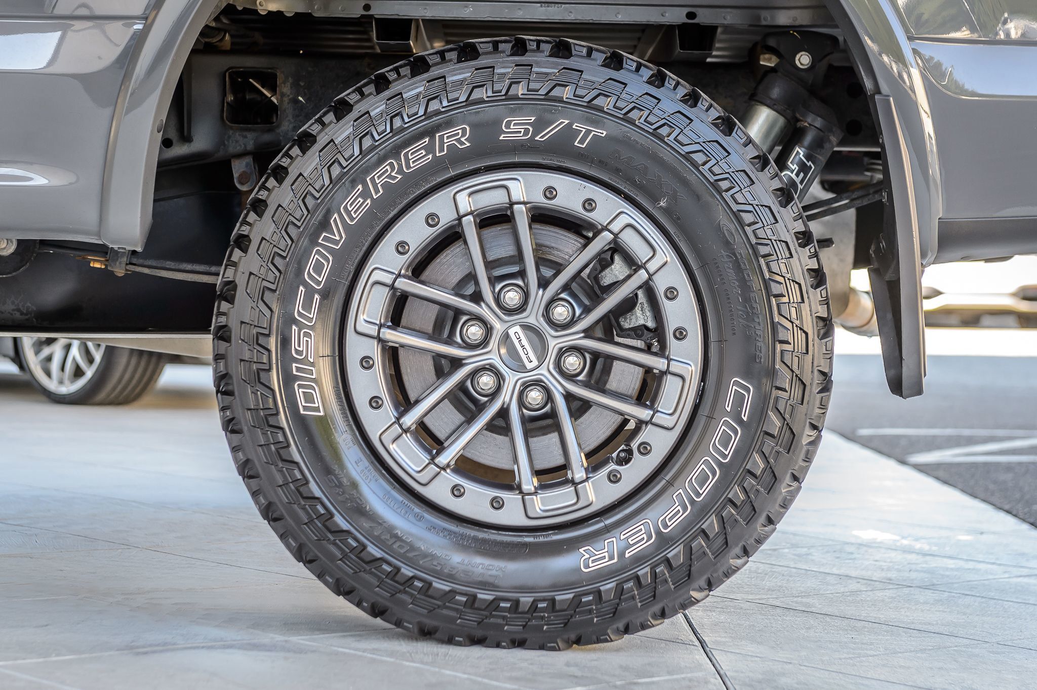 2020 Ford F-150 Lariat photo 14