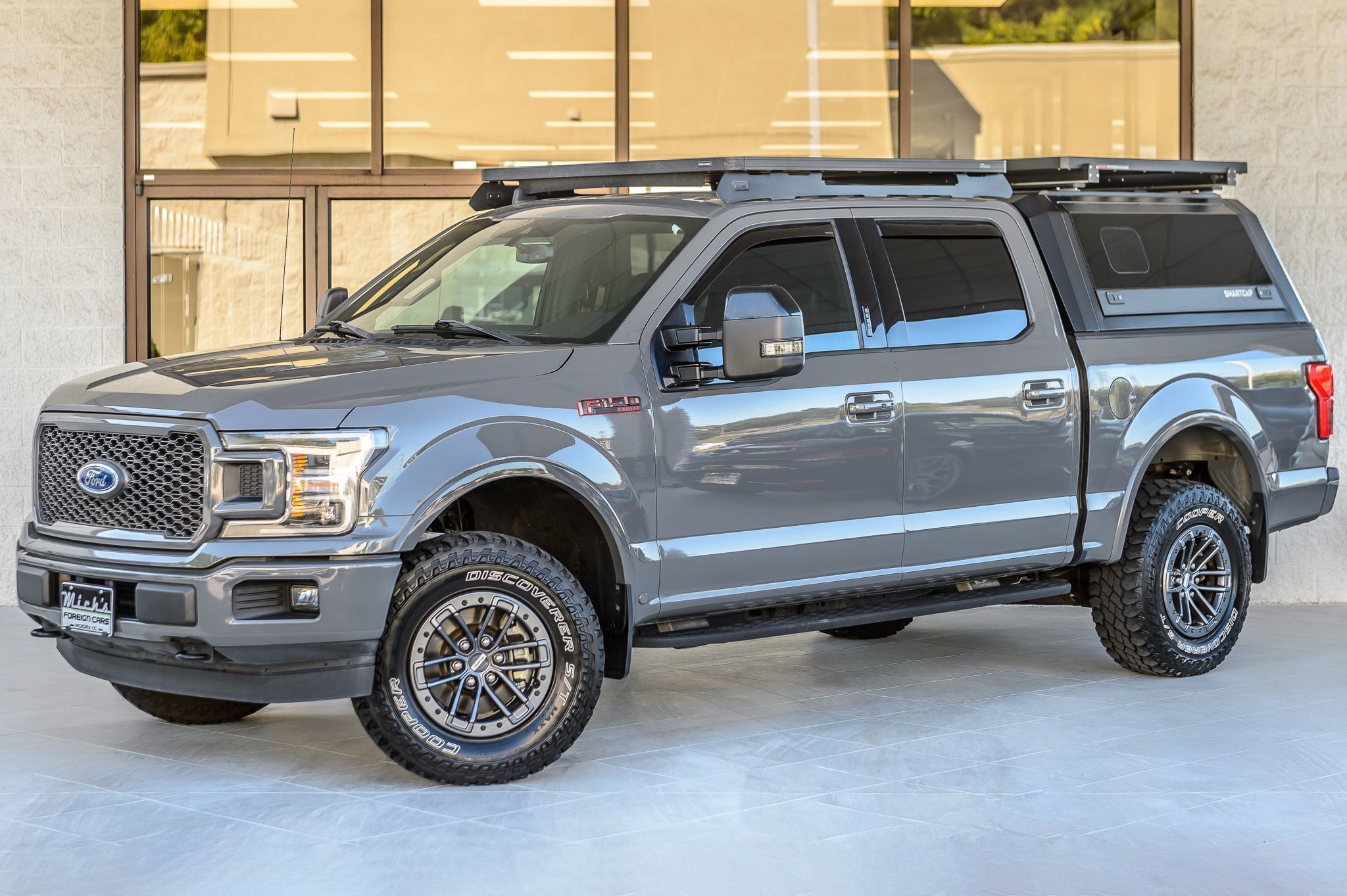 2020 Ford F-150 Lariat photo 2