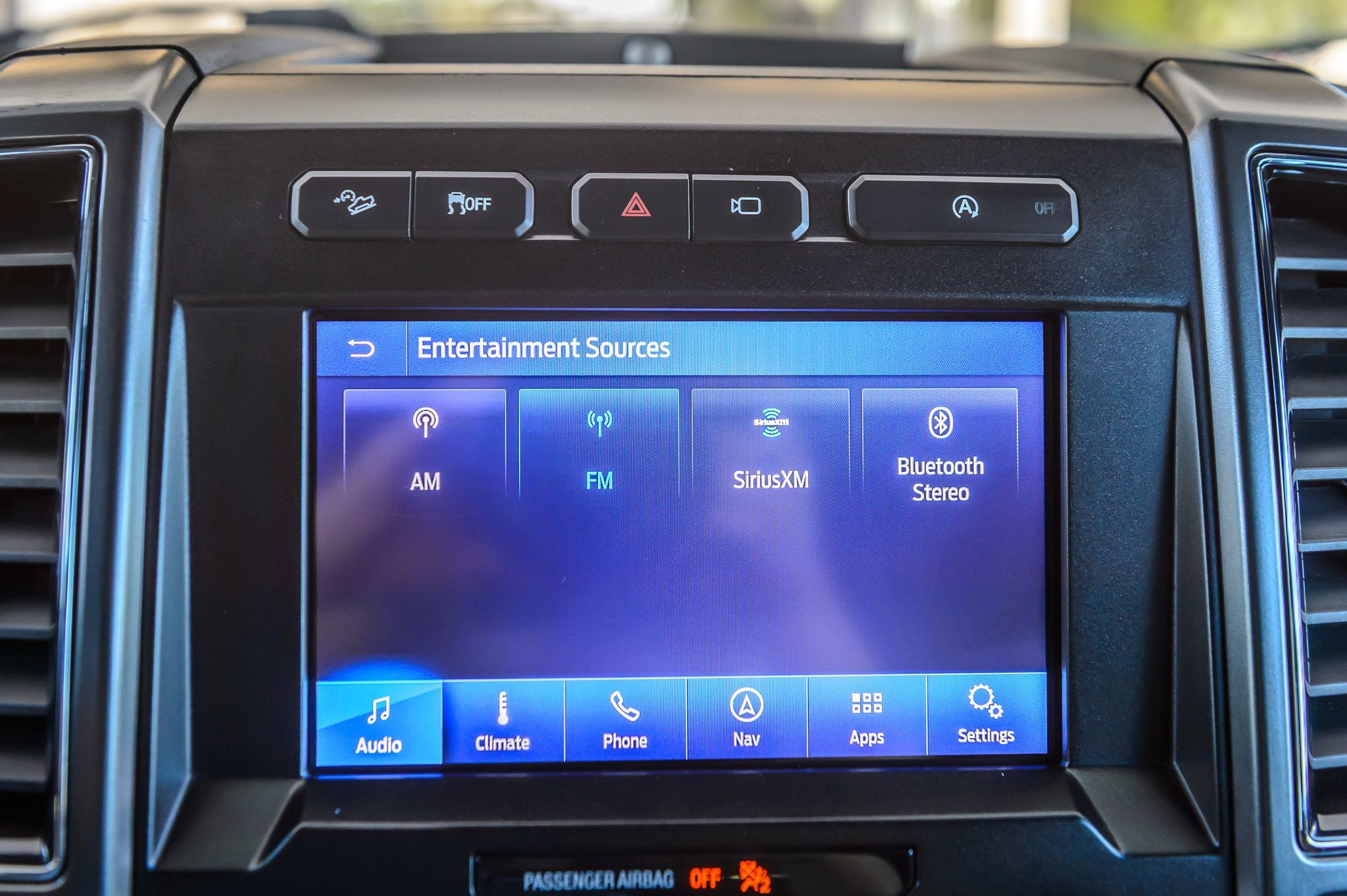 2020 Ford F-150 Lariat photo 20