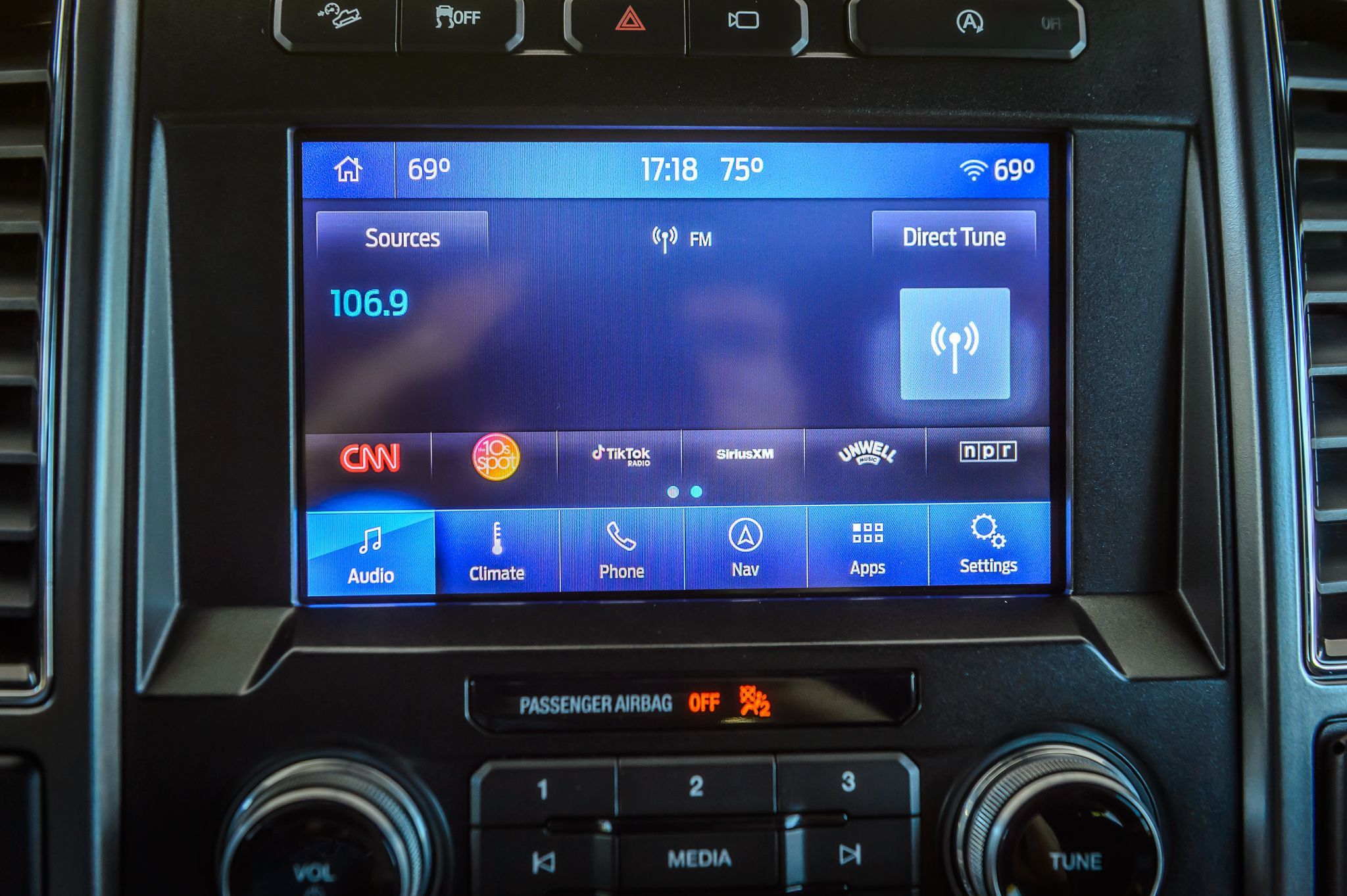 2020 Ford F-150 Lariat photo 21