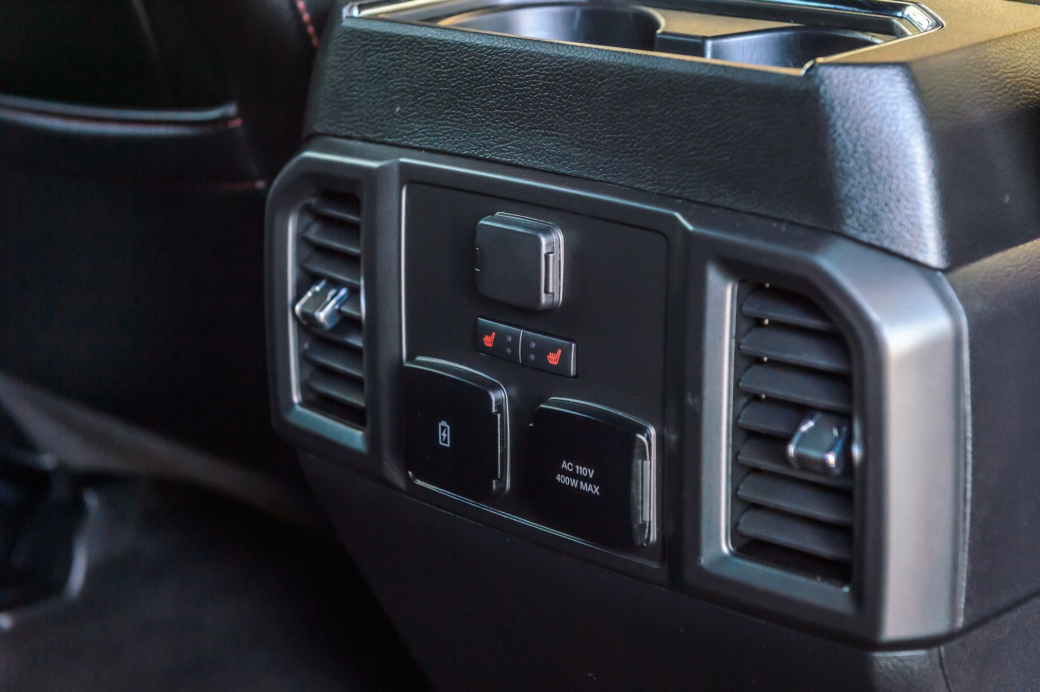 2020 Ford F-150 Lariat photo 44