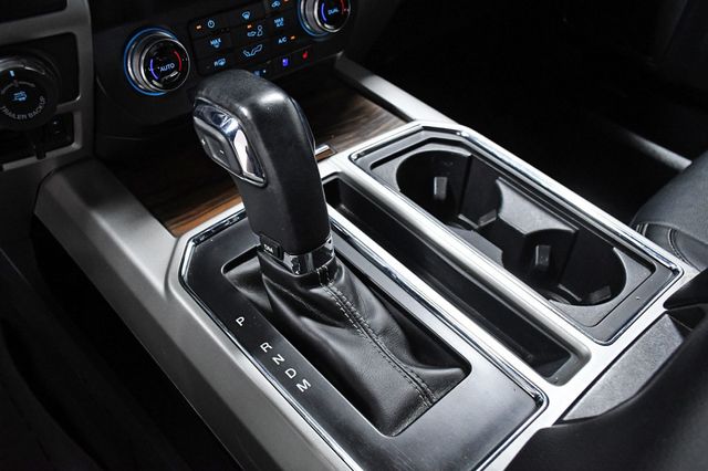 2020 Ford F-150 LARIAT 4WD SuperCrew 5.5' Box - 22994051 - 24