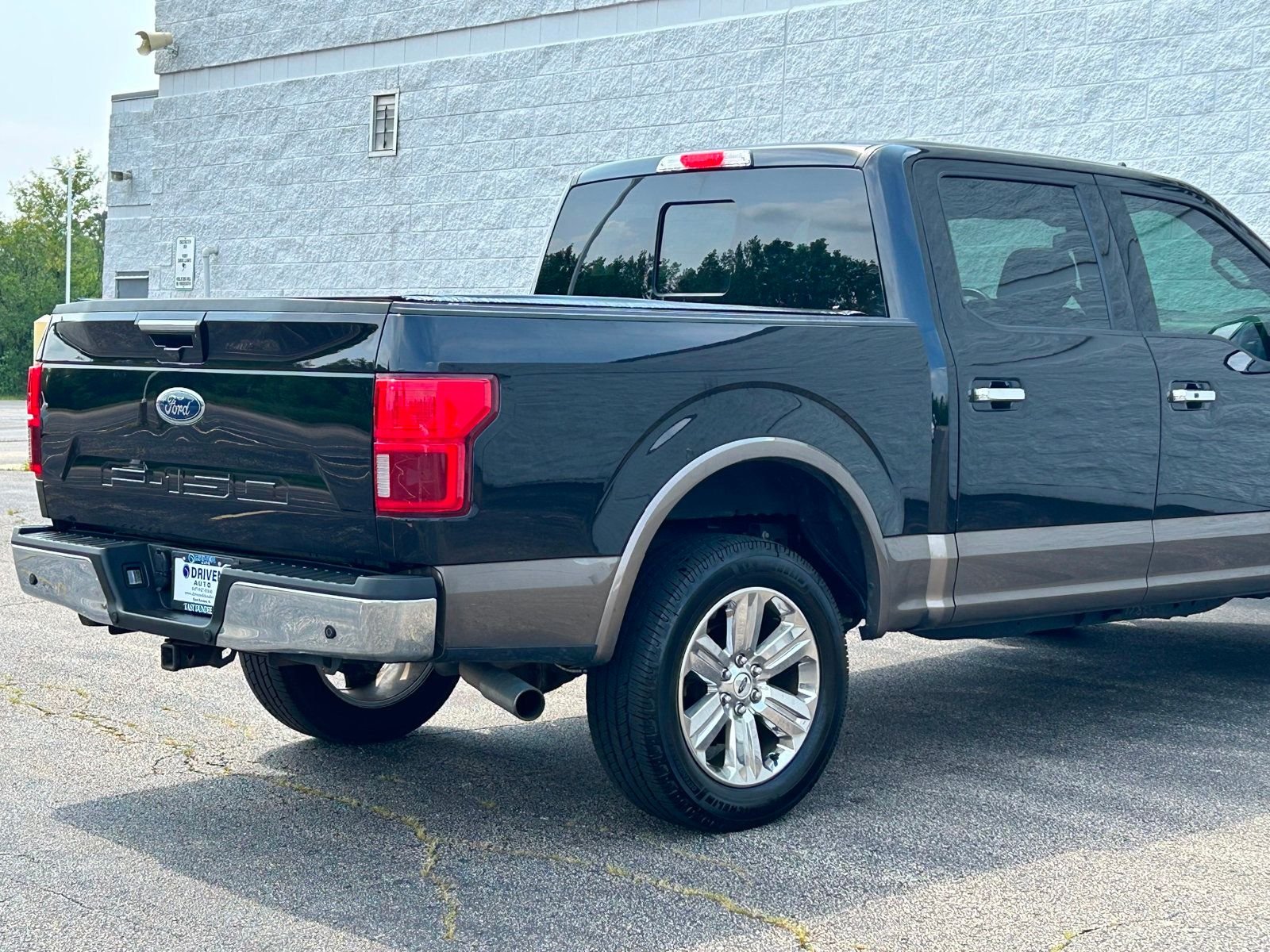 2020 Ford F-150 Lariat photo 11
