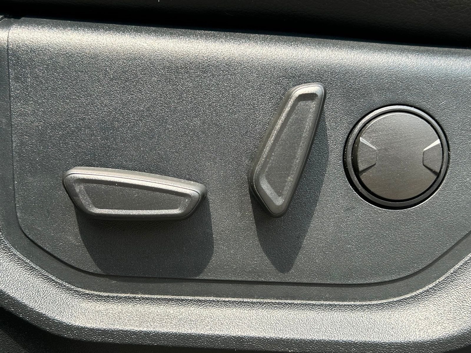 2020 Ford F-150 Lariat photo 20
