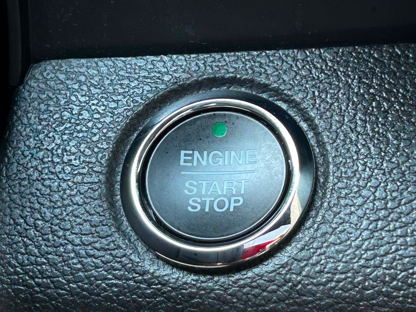 2020 Ford F-150 Lariat photo 34