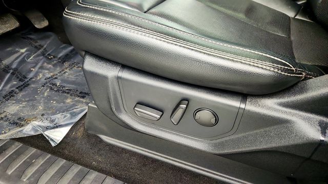 2020 Ford F-150 LARIAT 4WD SuperCrew 5.5' Box w/ 502A Pkg & Twin Panel Moonroof - 22998931 - 10