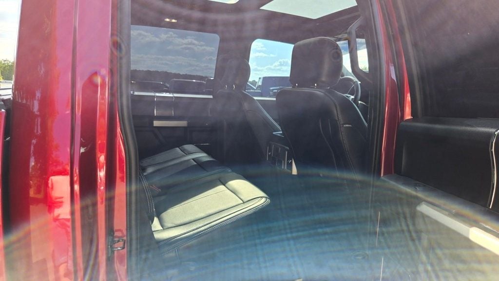 2020 Ford F-150 Lariat photo 24