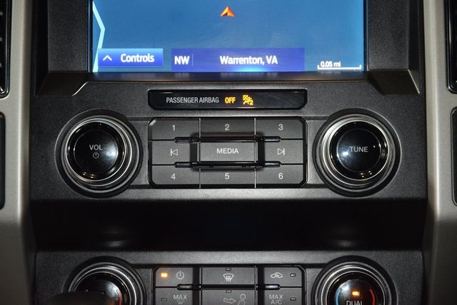 2020 Ford F-150 Lariat Sport - 22915710 - 28