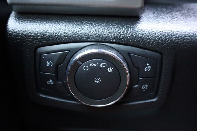 2020 Ford F-150 Platinum - 23085921 - 32