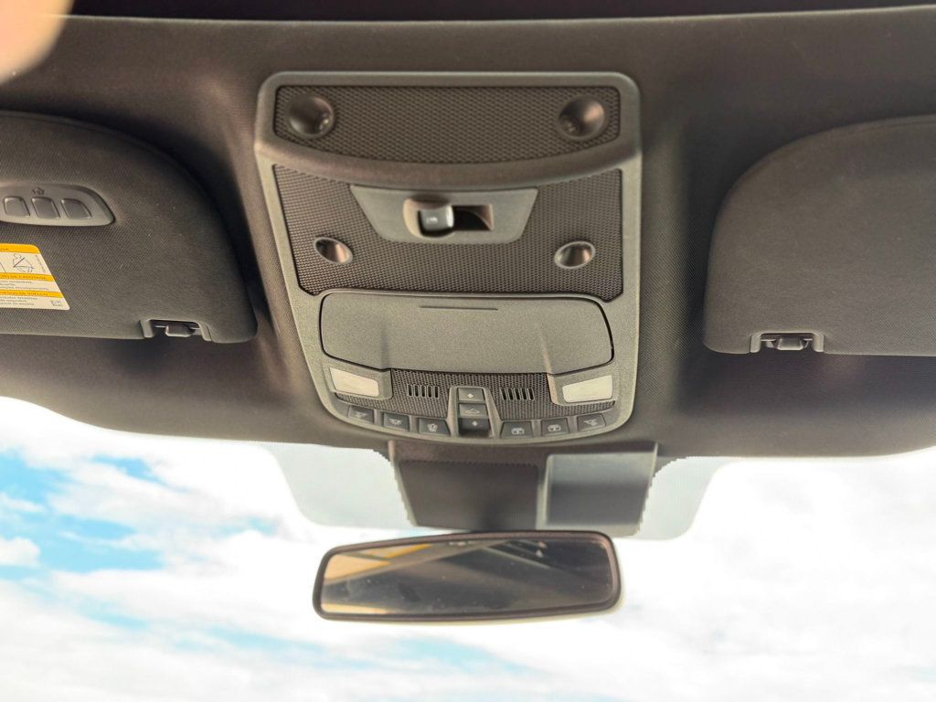 2020 Ford F-150 Platinum 4WD SuperCrew 5.5' Box - 23057529 - 19