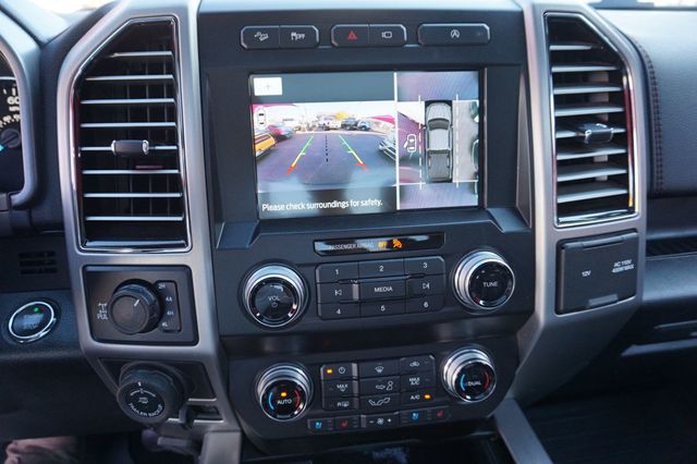 2020 Ford F-150 PLATINUM, FX4 OFF ROAD PKG, 4X4, DROP DOWN RUNNING BOARDS - 23008443 - 32