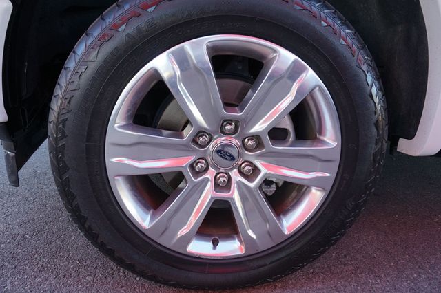 2020 Ford F-150 PLATINUM, FX4 OFF ROAD PKG, 4X4, DROP DOWN RUNNING BOARDS - 23008443 - 38