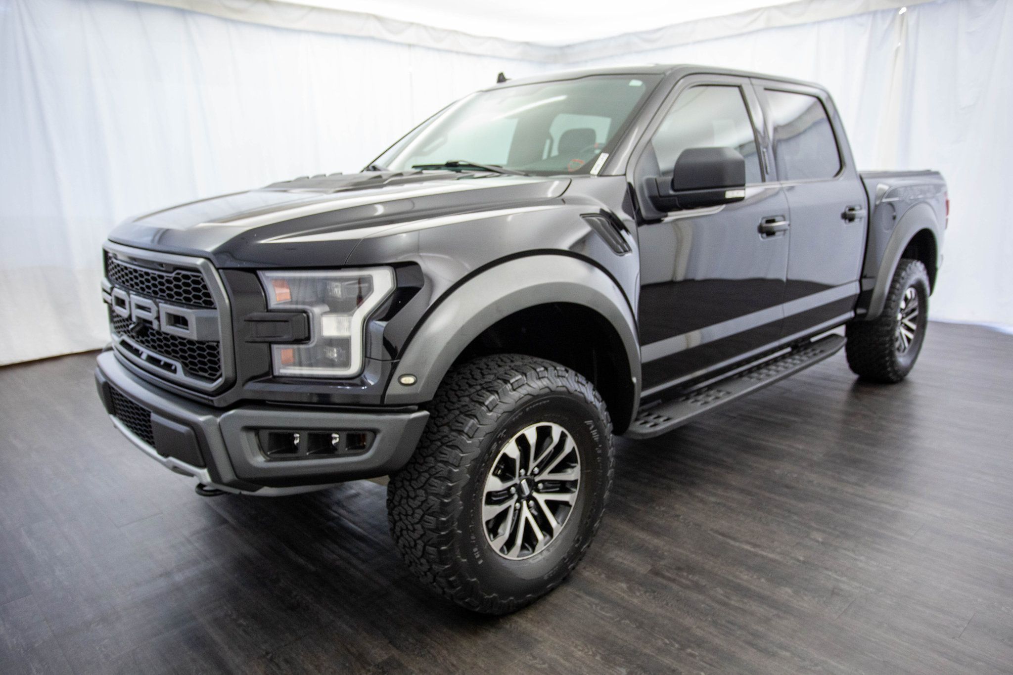2020 Ford F-150 Raptor photo 4