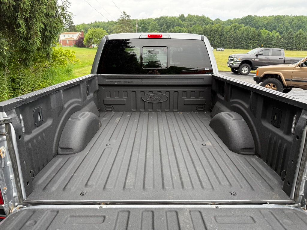 2020 Ford F-150 Lariat photo 17
