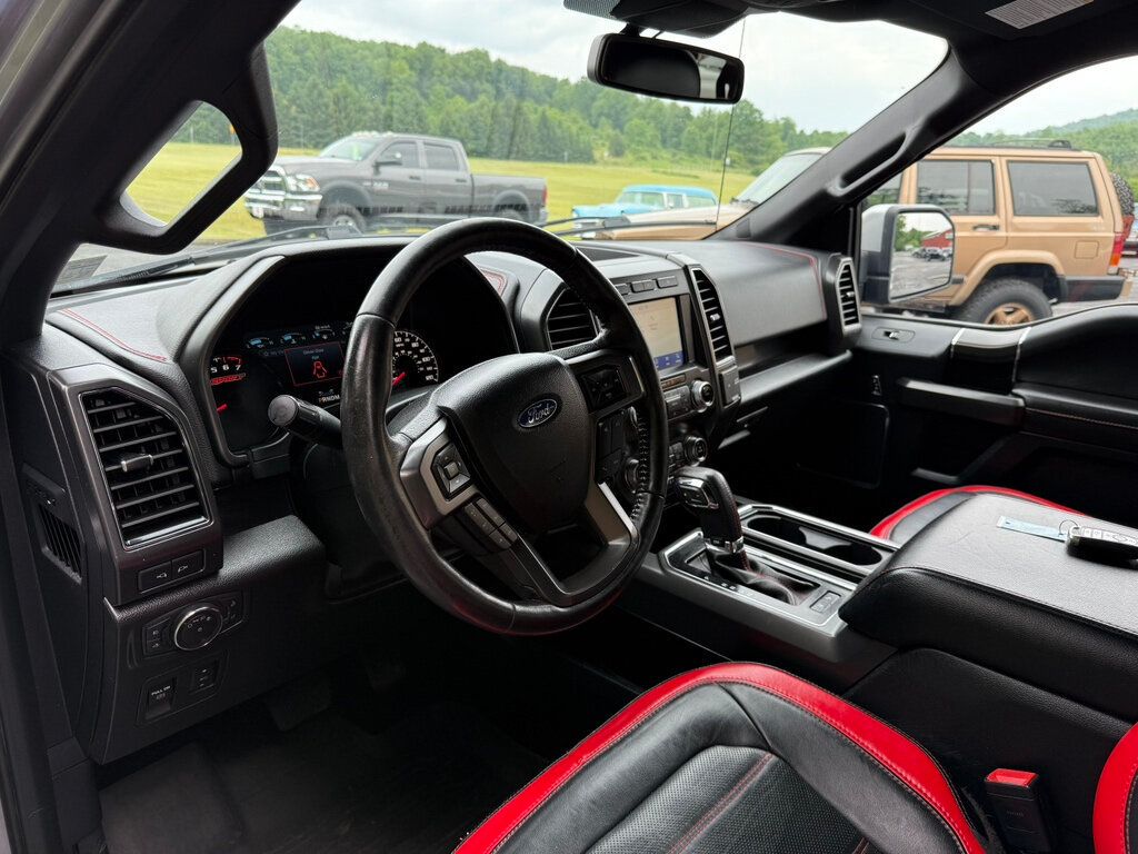 2020 Ford F-150 Lariat photo 28