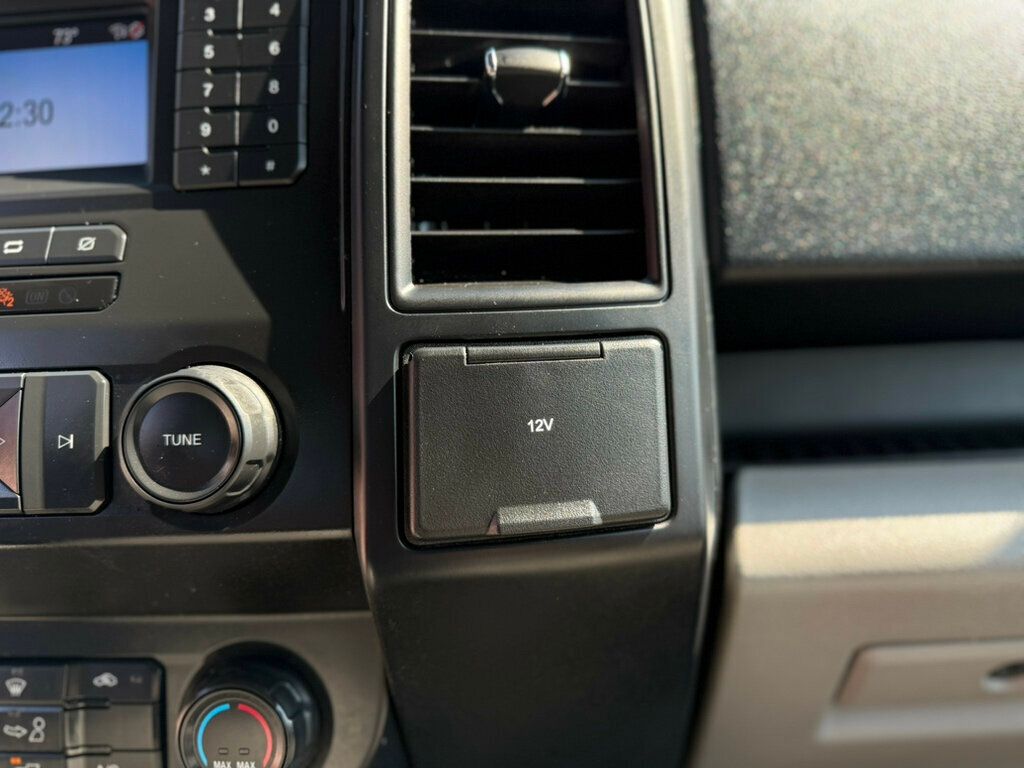 2020 Ford F-150 XL photo 18