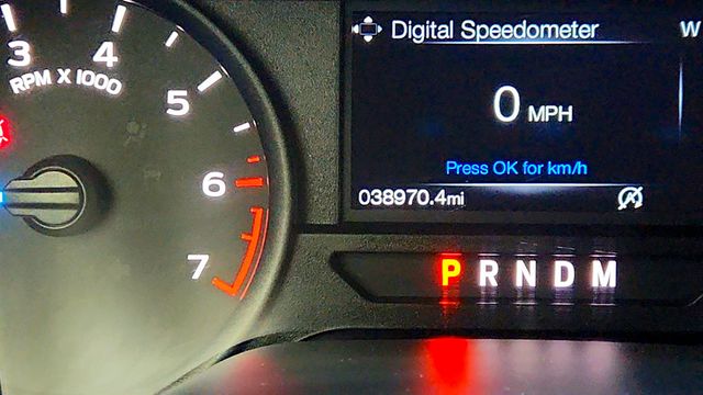 2020 Ford F-150 XL 2WD SuperCrew 5.5' Box with STX Package & Equipment 101A - 23001510 - 14