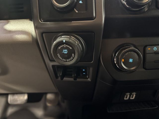 2020 Ford F-150 XLT - 22996363 - 19