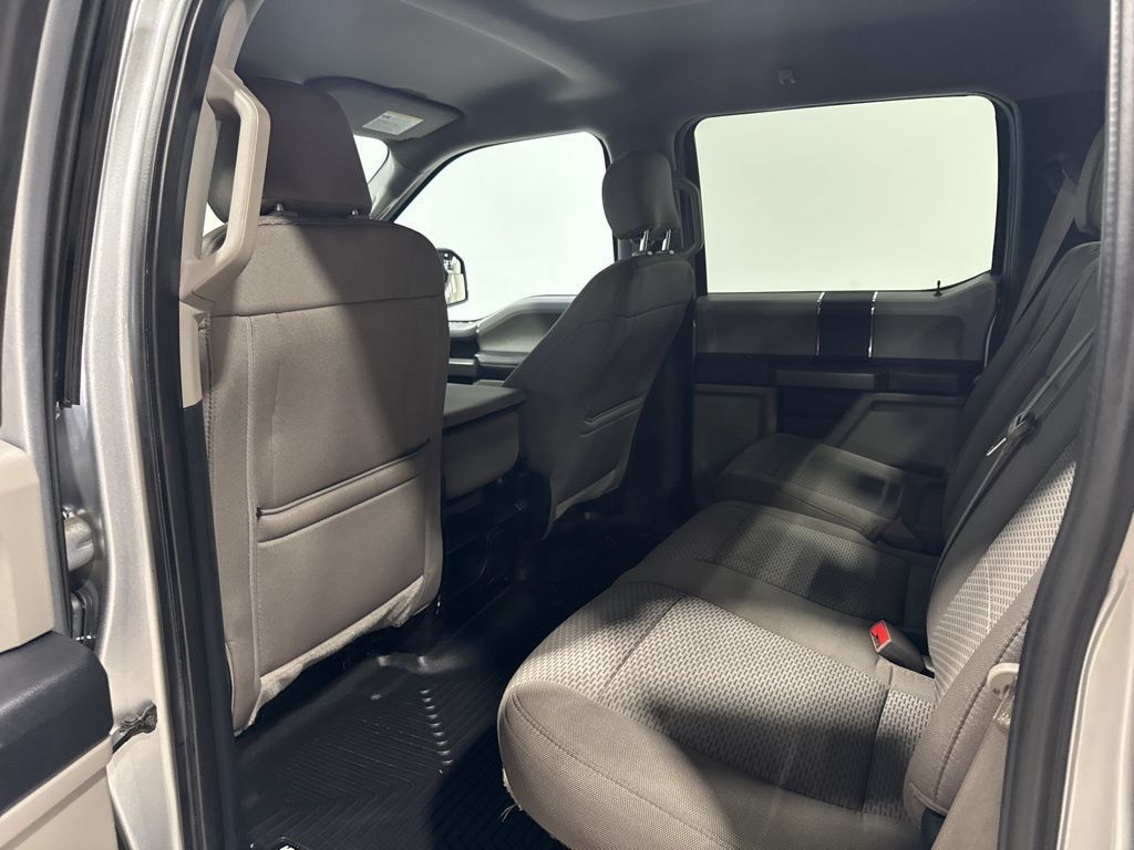 2020 Ford F-150 XLT - 22996363 - 30