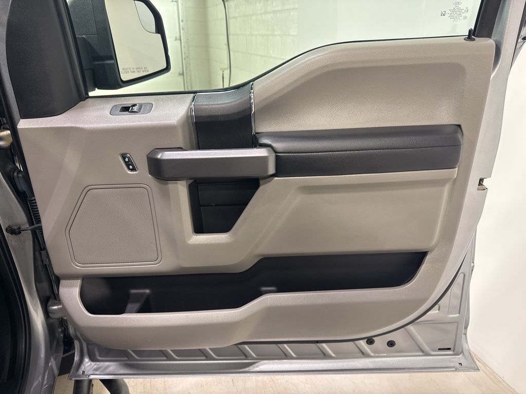 2020 Ford F-150 XLT - 22996363 - 42