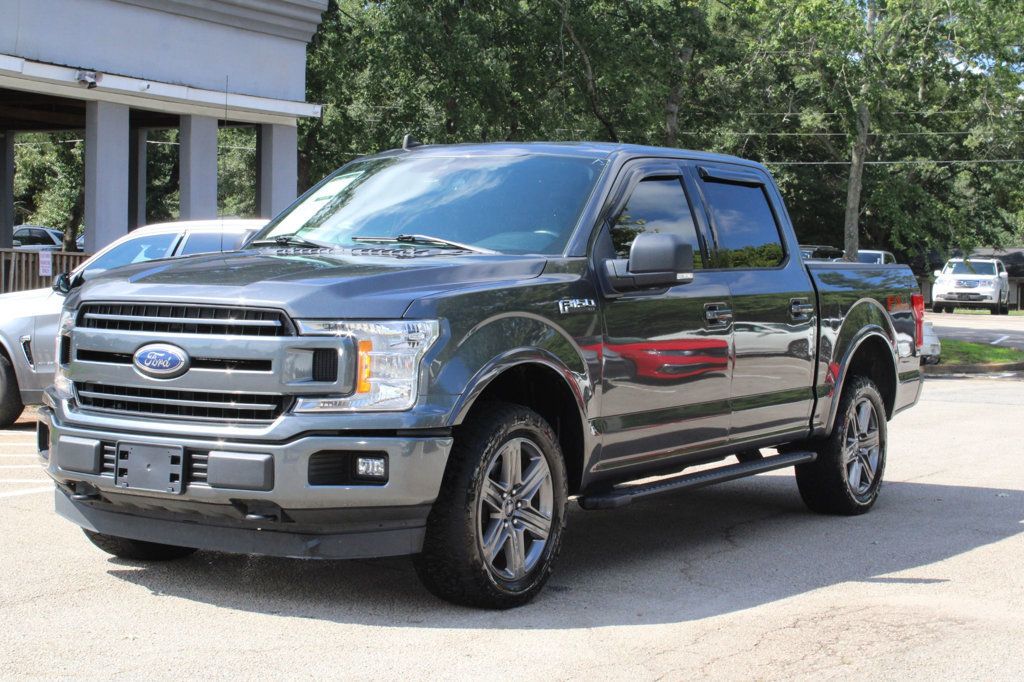 2020 Ford F-150 XLT photo 3