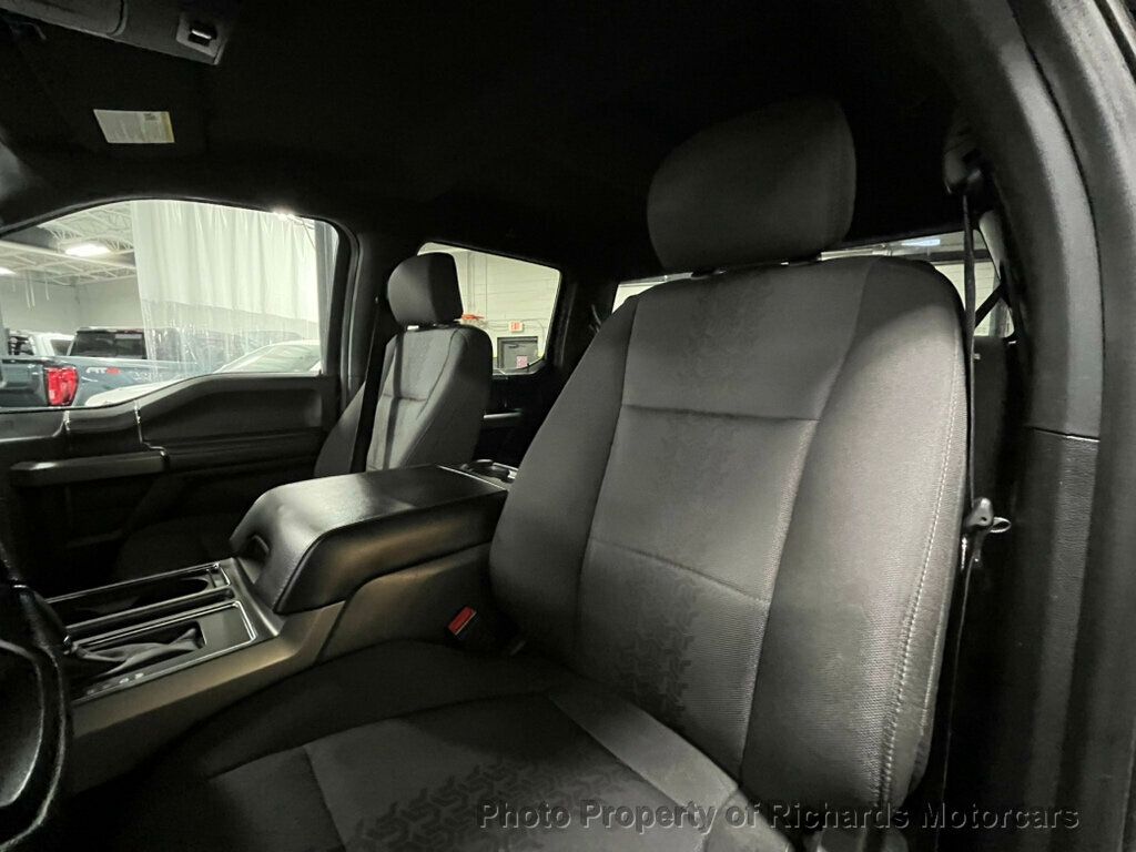 2020 Ford F-150 XLT 4WD SuperCrew 5.5' Box - 22971744 - 12