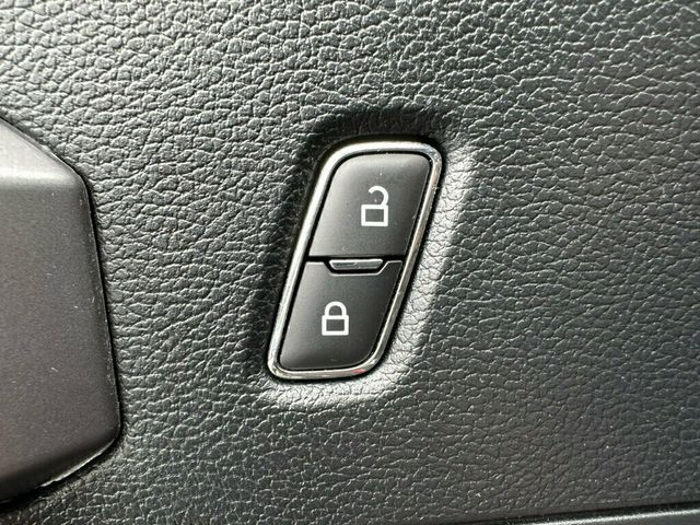 2020 Ford F-150 XLT 4WD SuperCrew 5.5' Box - 23070000 - 29